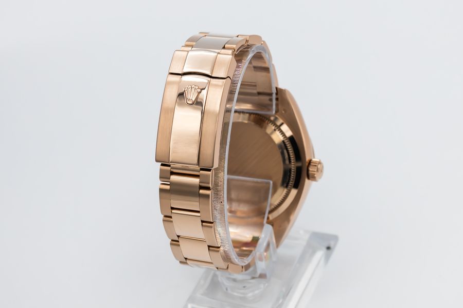 Rolex Sky-Dweller 326935